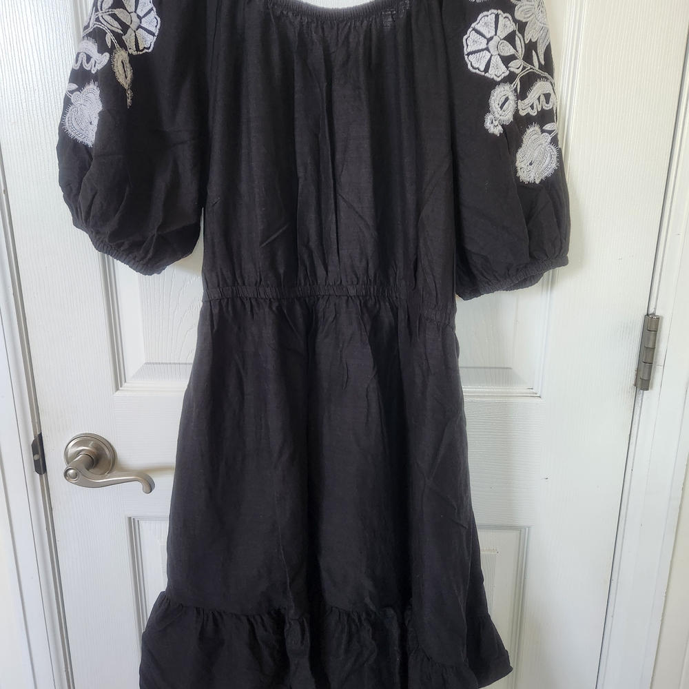 Knox Rose Black Garment